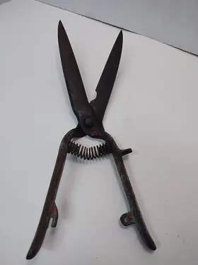 5600 Wiss Vintage Red /blue Metal Garden Shears No. 12 Inch