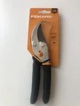 Fiskars Pruner - 5/8IN Cutting Capacity. Fixed Price $11.99.