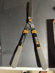 Fiskars 8-INCH Wavy Blade Standard 22" Hedge Shears Tension Control Knob **new**. Fixed Price $20.00.