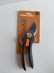 Fiskars Adjustable Softgrip Bypass Pruner 5/8" Cut Capacity New Pruning Shears. Fixed Price $16.70.