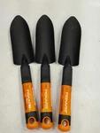 Fiskars Garden Tool Transplanter 373630-1001, (set Of 3), New. Fixed Price $19.74.