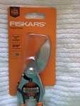 Fiskars 3/4 In.cut Capacity Forged Steel Blade With Non-slip Bypass Hand Pruning. Fixed Price $18.99.