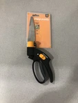 Fiskars 1051325 Shear Ease Steel Straight Edge Grass. Fixed Price $25.23.