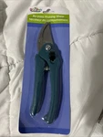 Teal Garden Bypass Pruning Shear Stainless Steel Sharp Cutter Plants Spring Lock. Fixed Price $9.50.