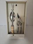 2PC Trim Gardening Tool Set - Threshold. Fixed Price $14.99.