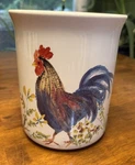 Paula Deen Garden Rooster Stoneware Crock Kitchen Cooking Tool Utensil Holder. Fixed Price $38.00.