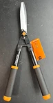 Fiskars 8-INCH Wavy Blade Standard 22" Hedge Shears Tension Control Knob **new**. Fixed Price $29.95.