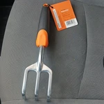 Fiskars Cultivator Ergonomic Soft Grip Metal Hand Tool Black Orange Silver. Fixed Price $10.20.