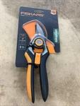 Fiskars Heavy Duty 1" Cut Capacity Ultra Sharp Pruner Shears Forged. Fixed Price $19.80.