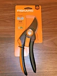 Fiskars Pruner Adjustable Handle New Garden Lawn Yard Tool. Fixed Price $15.99.