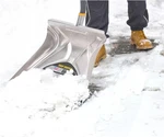 True Temper Aluminum Snow 20 Wide Blade Pushes And Shovels. Fixed Price $79.00.