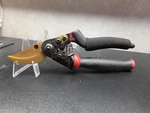 Fancial 8.5-INCH Pruners Scissors. Padded Grip For Everyone.. Fixed Price $15.00.