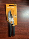 Fiskars Pruner 5/8'' Garden Pruning Scissors With Steel Blades &shears. Fixed Price $20.98.