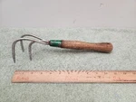Vintage Green Thumb Red Hawk Cultivator Garden Claw Tool 11" Rh 54. Fixed Price $12.99.