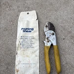 Vintage Village Blacksmith G5031 8 Pruning Shear Hand Tool Made Usa. Fixed Price $13.00.