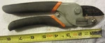 8" Fiskars Snips,cutter,pruning Shears,pruner Tool,tree Branch Vtg. Fixed Price $9.26.