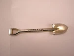 Razor Back Handle Spade Shovel Vintage Tie Bar Clip Clam Dig Tools. Fixed Price $27.49.