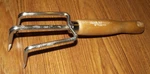 New Cond Vintage 1960S Village Blacksmith Trowel Claw Cultivator G7632-11. Fixed Price $45.47.