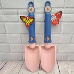 Wonder Woman Pink Gardening Trowel Scooper, 2PC Lot. Fixed Price $9.07.