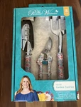 New -pioneer Woman Garden Tool Set Folk Geo Floral 3PC Trowel Cultivator Pruner. Fixed Price $43.98.