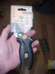 Nos Fiskars #9634 Bypass 25% More Power Easy Cutting Pruner Pruning Shears. Fixed Price $10.00.
